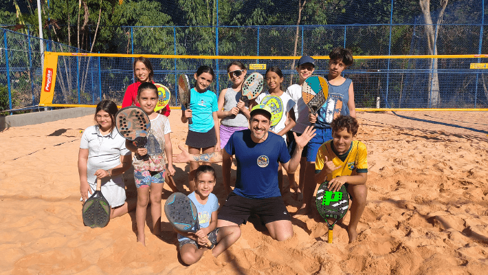 Aulão Gratuito de Beach Tennis Infantil (01/08/26)