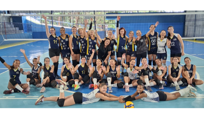 Amistoso reúne gerações do vôlei da AABB-BH